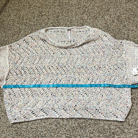 Free People Leilani Knit Pullover In Cupcake Combo NWT size Medium - Picture 11 of 11